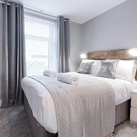 3Rm Flat, Smart Tv'S, Close To All Amenities Ланели Екстериор снимка